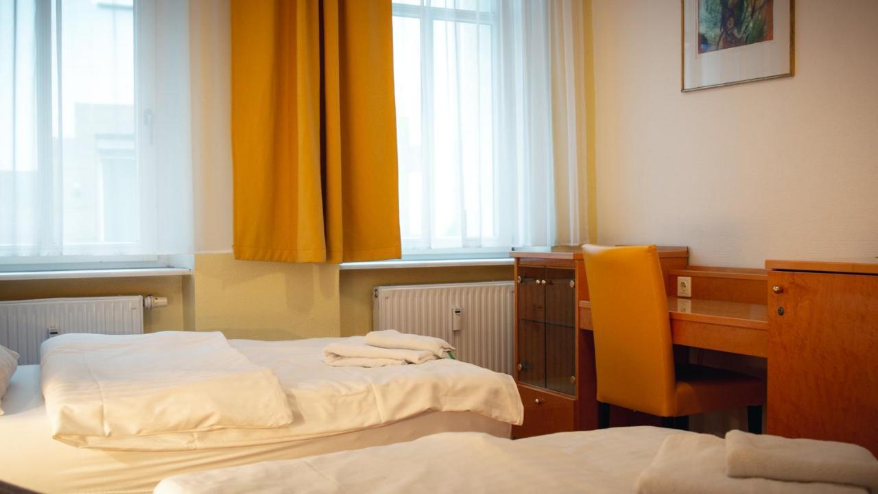 Pension Tokus Nuremberg Exterior photo